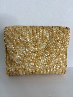 Woven Straw Fold-Over Clutch - Natural